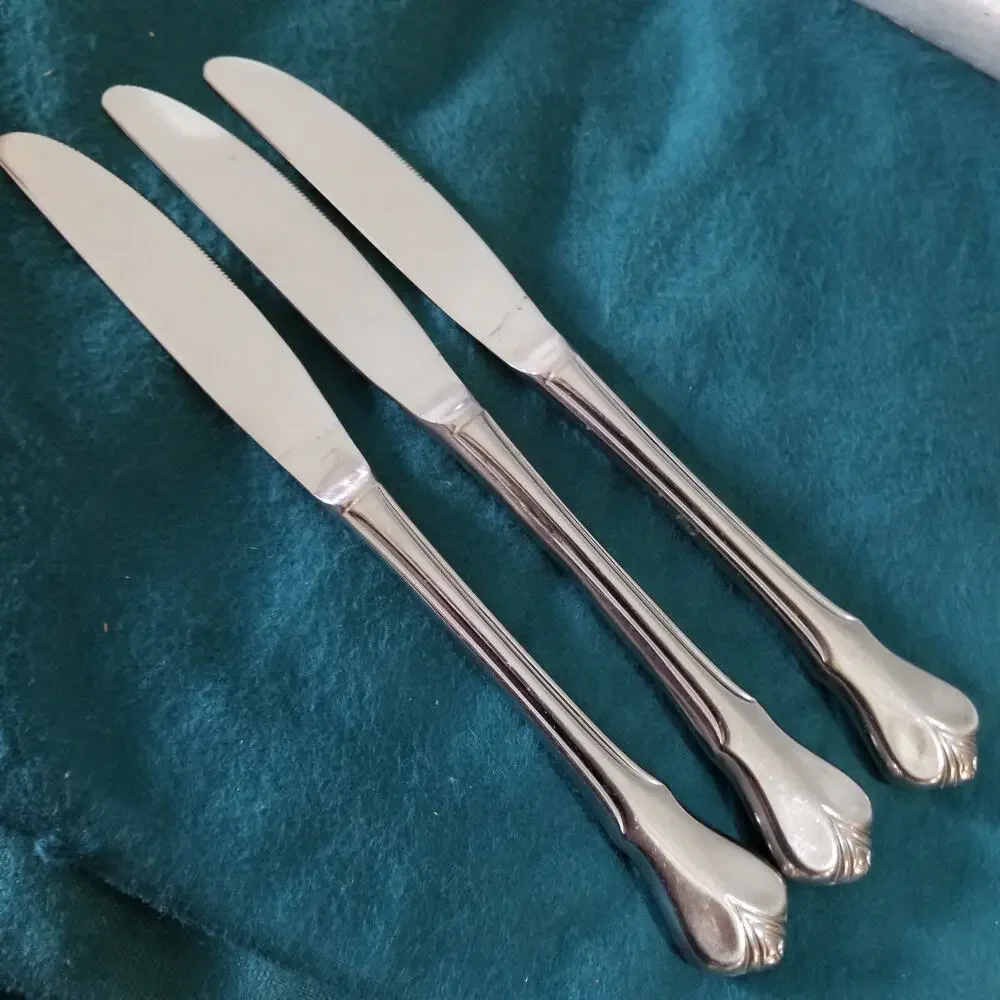 Set Of 3 Oneida Gatsby Knives Northland Stainless 8 3/4